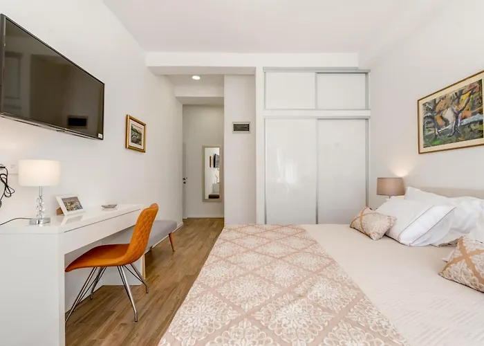 Villa Corona Split Daire