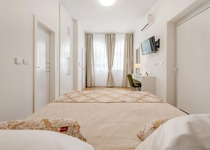 Villa Corona Split Daire *