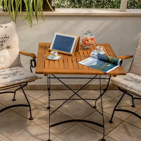 Villa Corona Split Апартаменты *