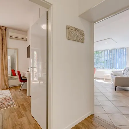 Apartment Villa Corona Split *