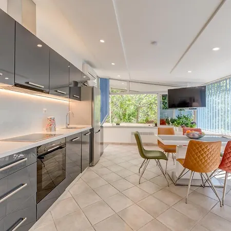 Appartamento Villa Corona Split *